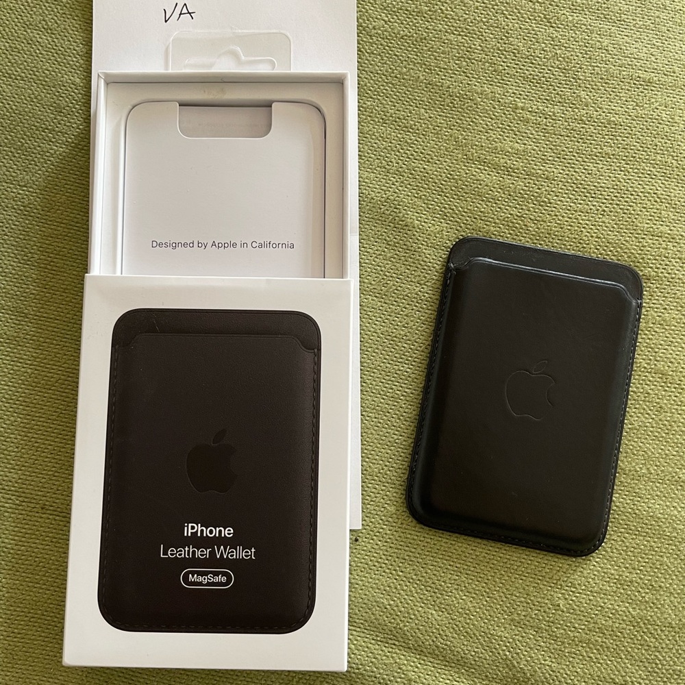 iPhone black leather MagSafe wallet